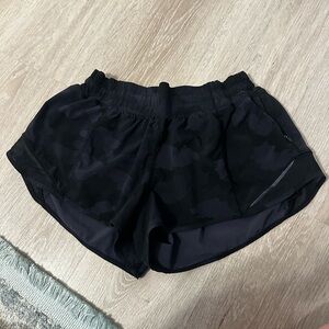 Black Camouflage lululemon shorts!